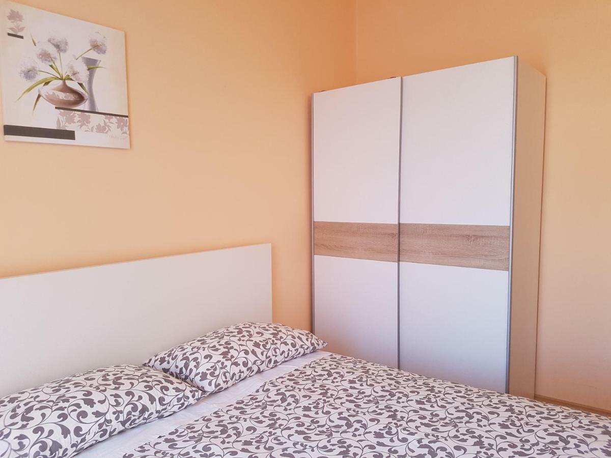 Rooms Siesta Poreč Exterior foto